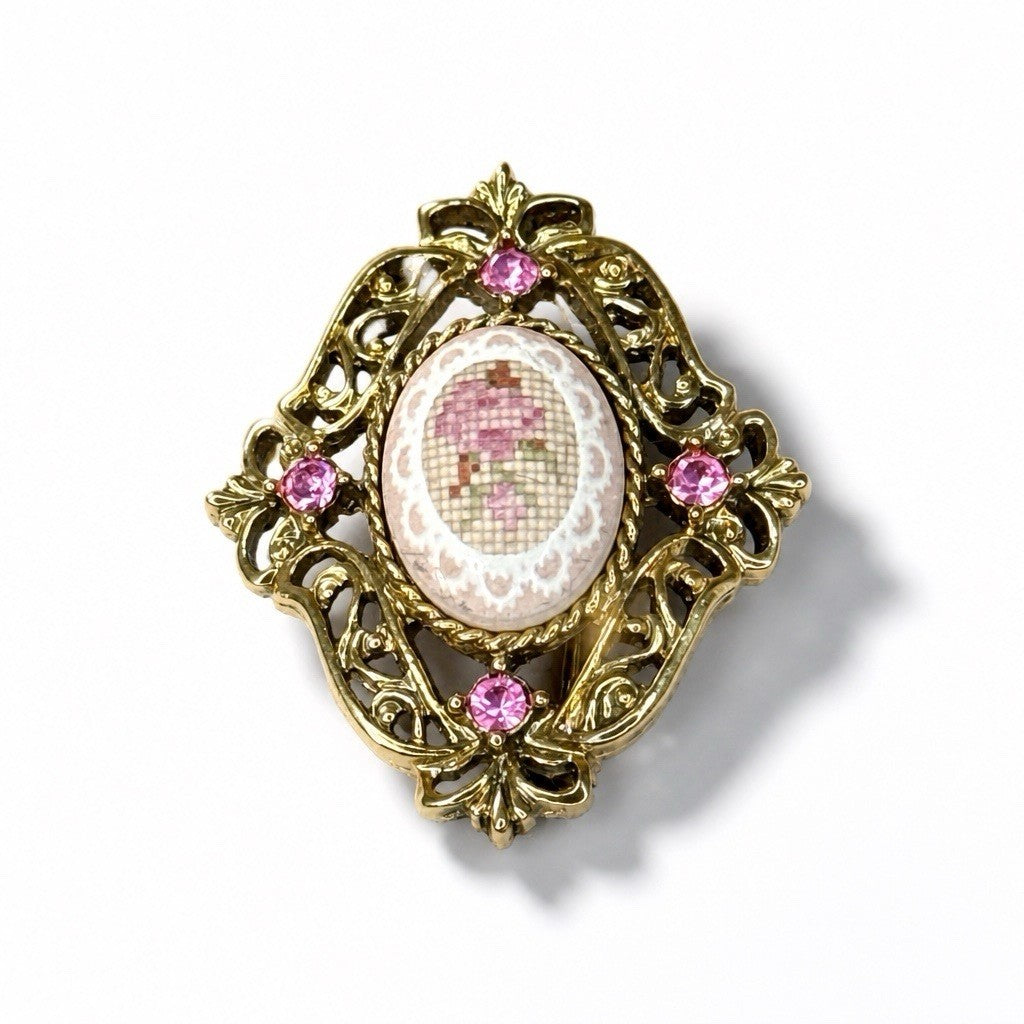 Vintage Gold Tone Needlepoint Cameo Brooch Pink Rhinestones ￼