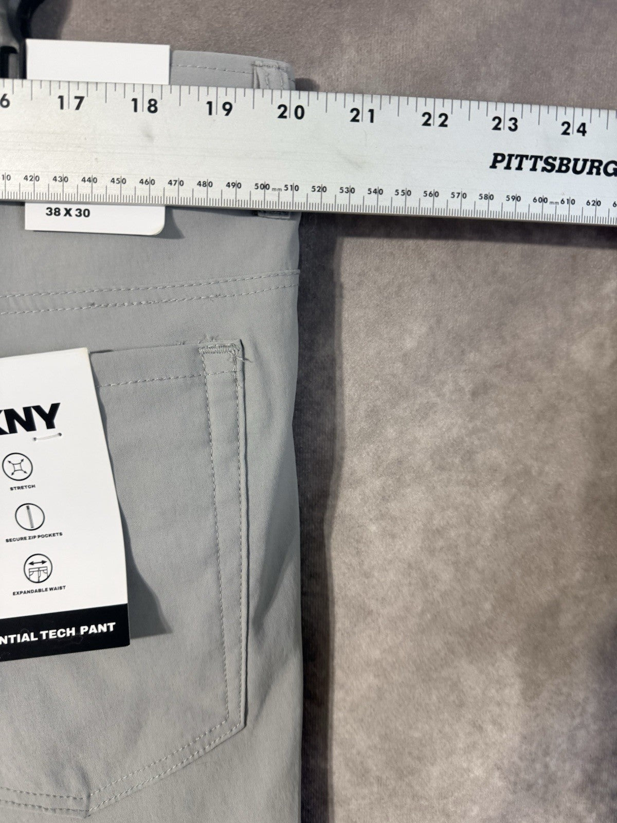 DKNY Men’s Slack Gray NWT Size 38x30