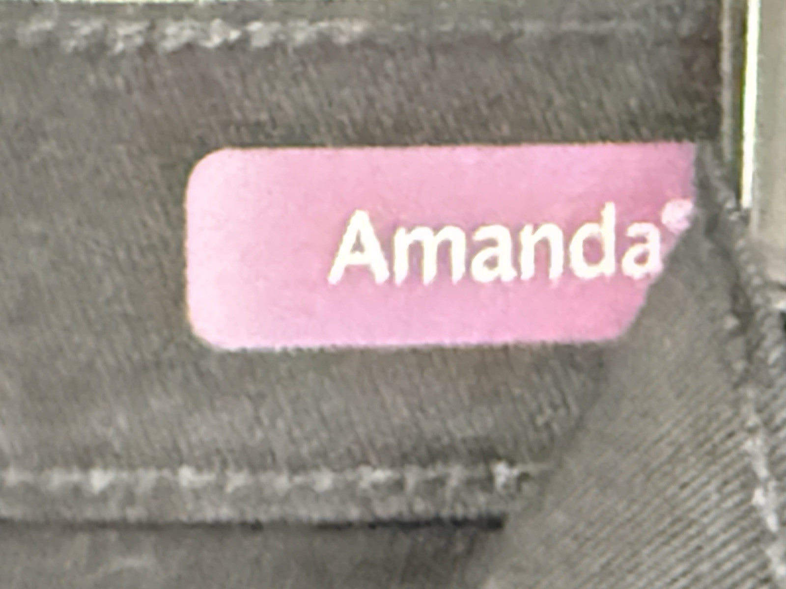 NWT Gloria Vanderbilt Amanda Slimming Jeans Coal Black Women’s Size 14