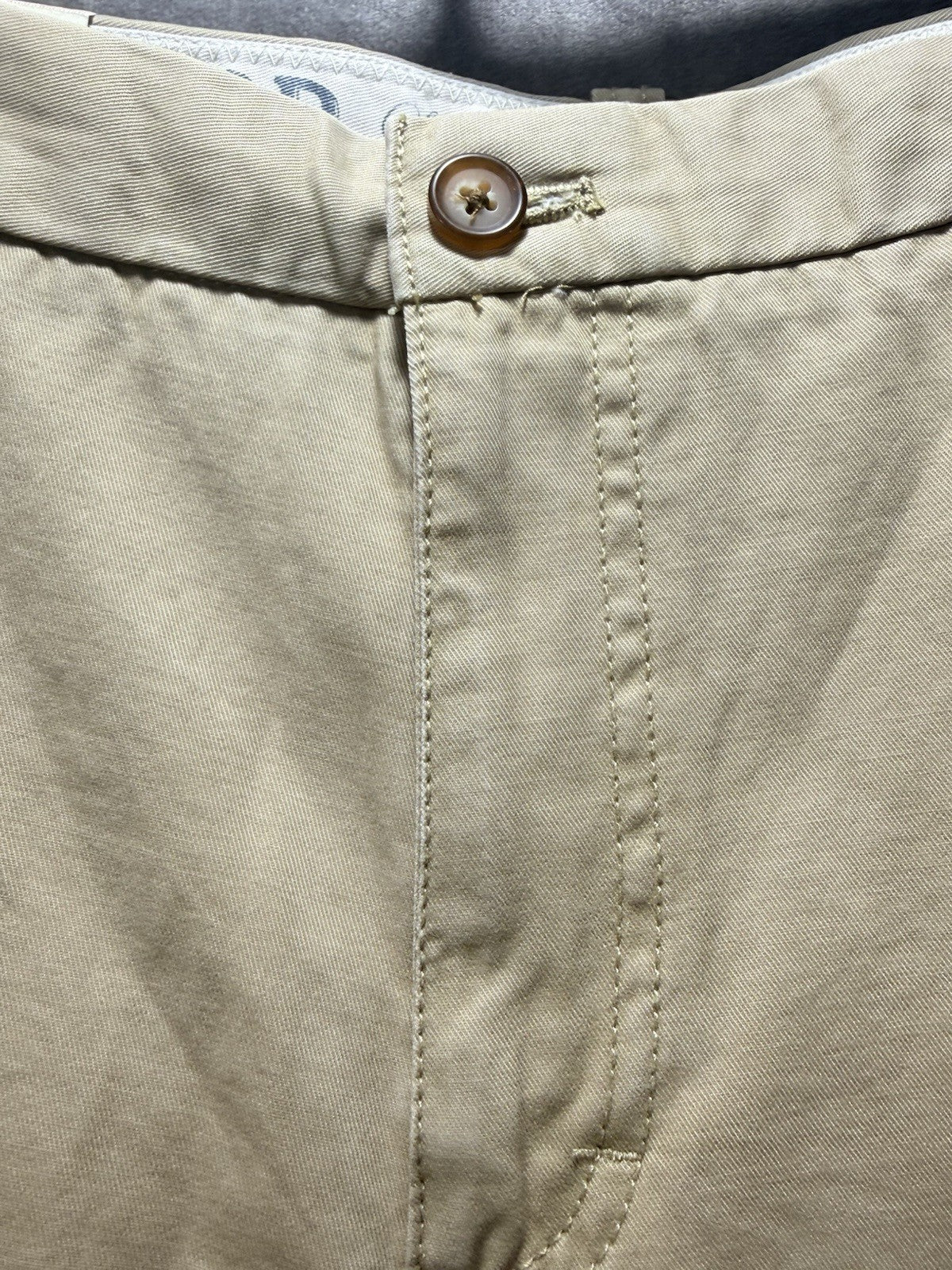 NWT IZOD Saltwater Chino Pants Khaki Straight Leg Metrix Fit 36x29 MSRP $58