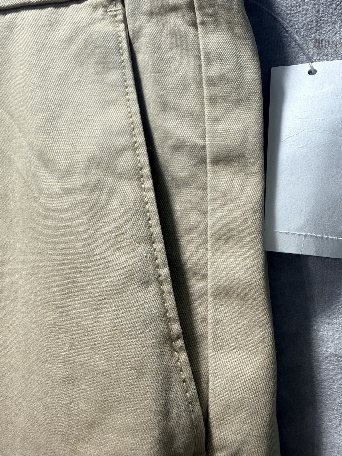 NWT IZOD Saltwater Chino Pants Khaki Straight Leg Metrix Fit 36x29 MSRP $58