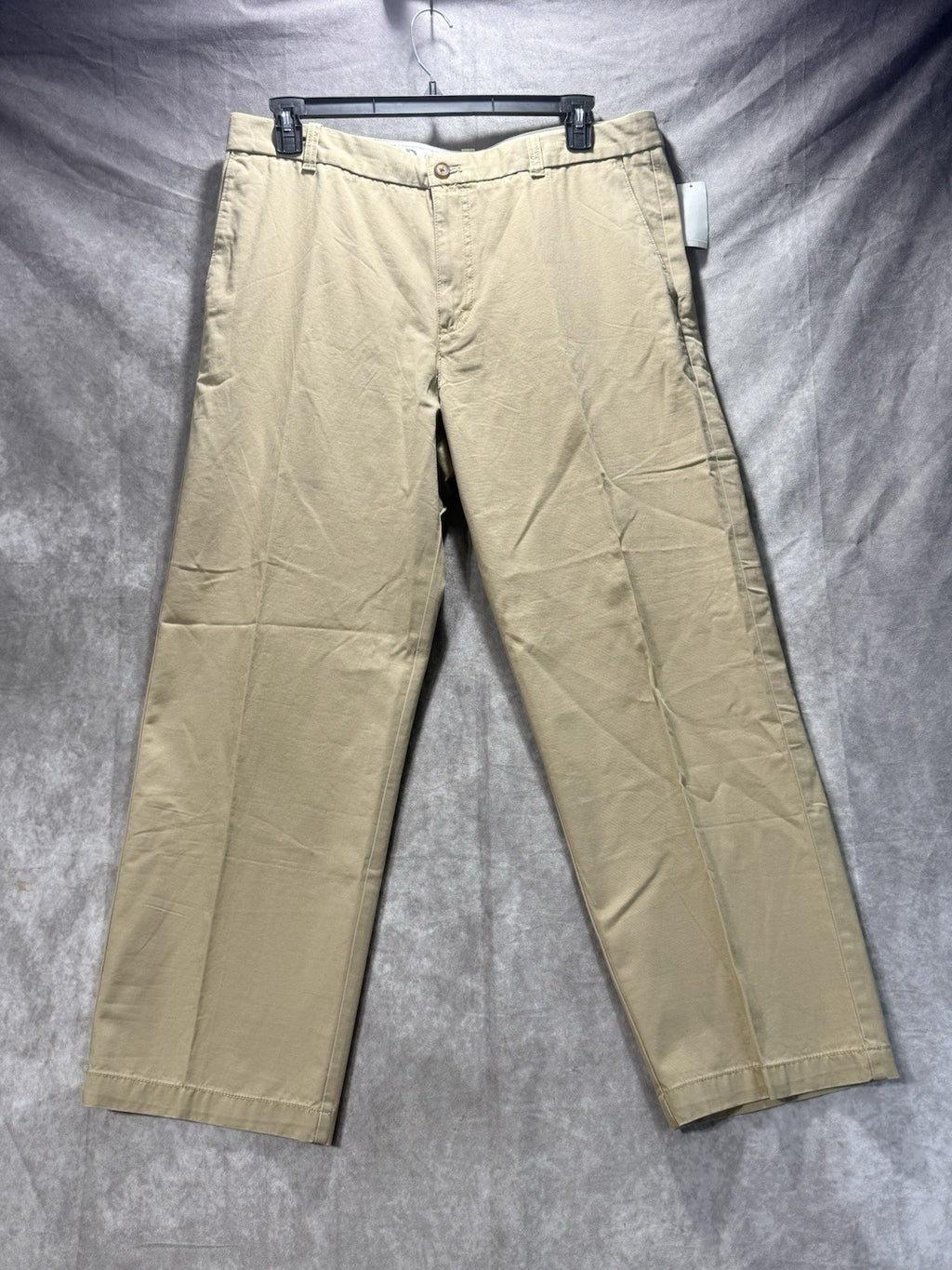 NWT IZOD Saltwater Chino Pants Khaki Straight Leg Metrix Fit 36x29 MSRP $58