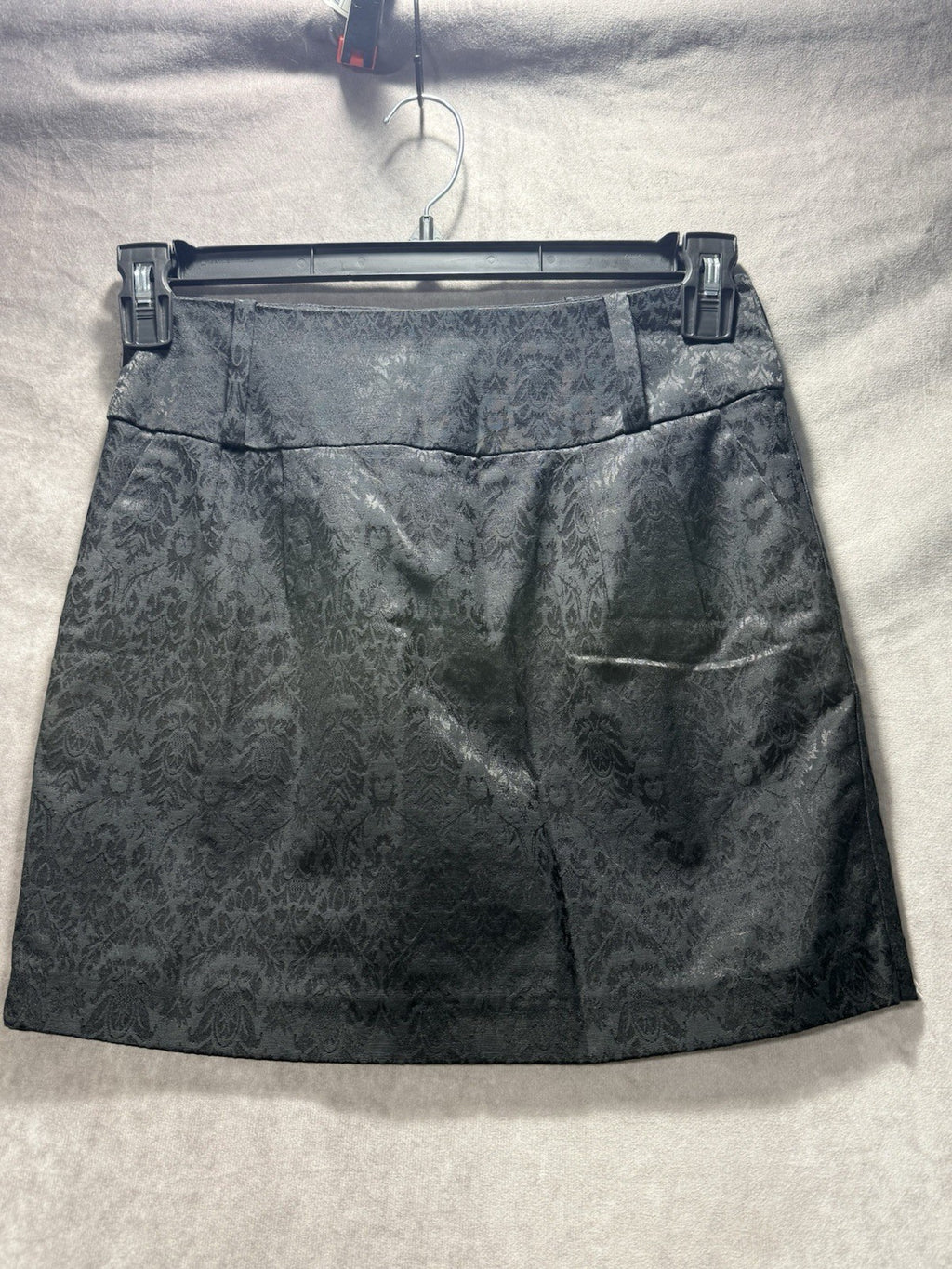 NWT NEW Forever 21 black mini skirt size S Jacquard textured  short