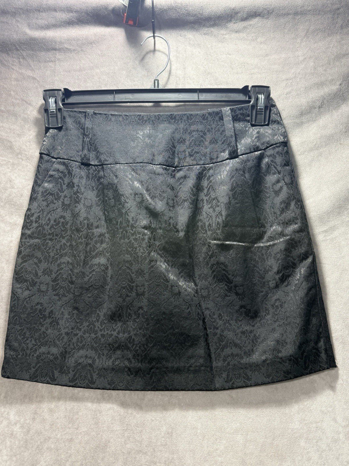 NWT NEW Forever 21 black mini skirt size S Jacquard textured  short